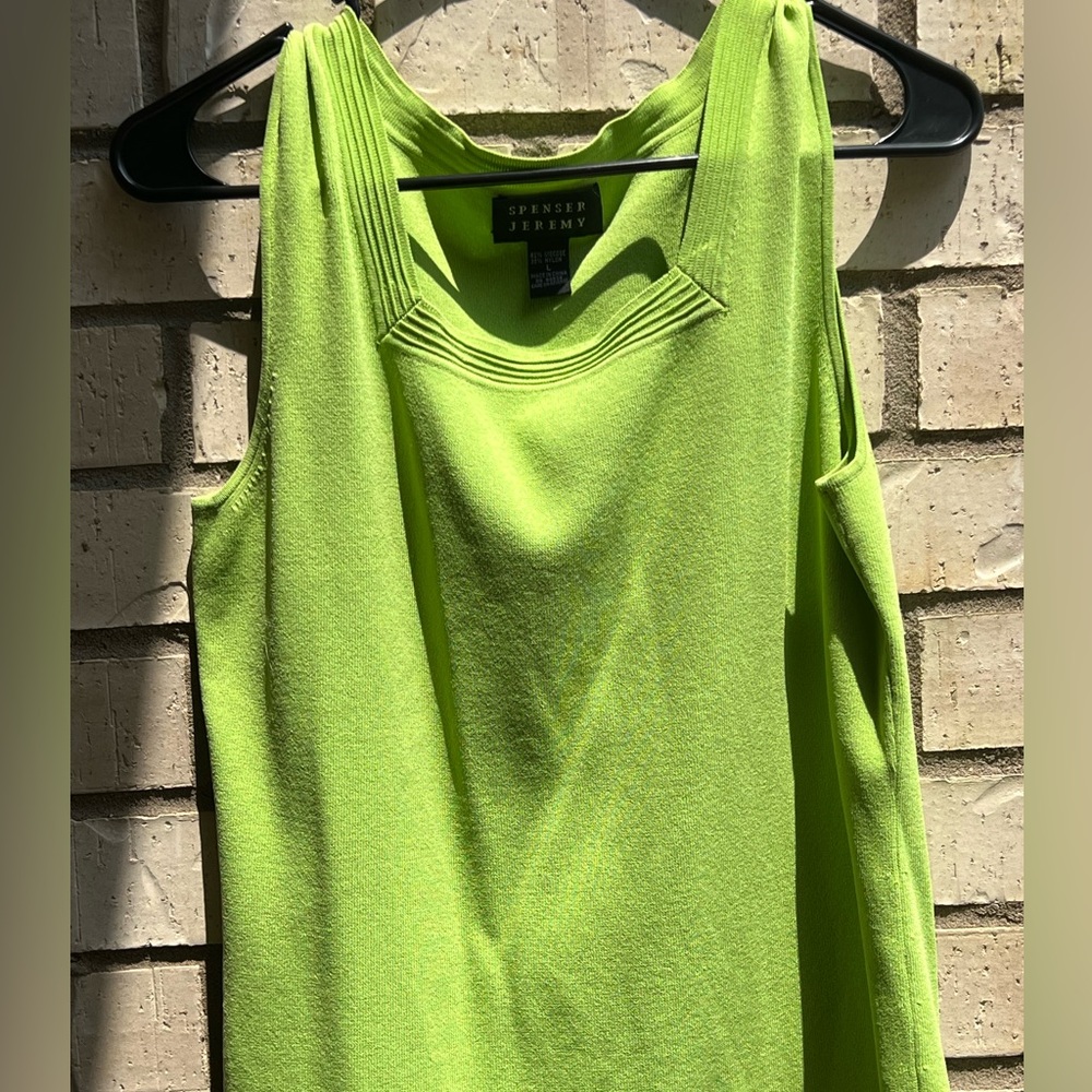Women’s sleeveless top.